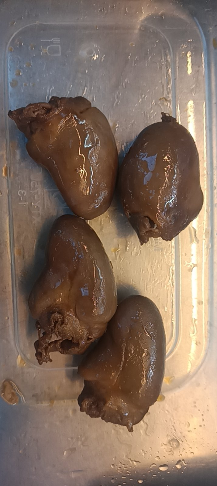 4个鸭心