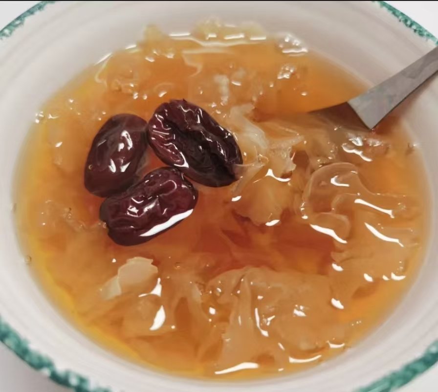 银耳红枣汤
